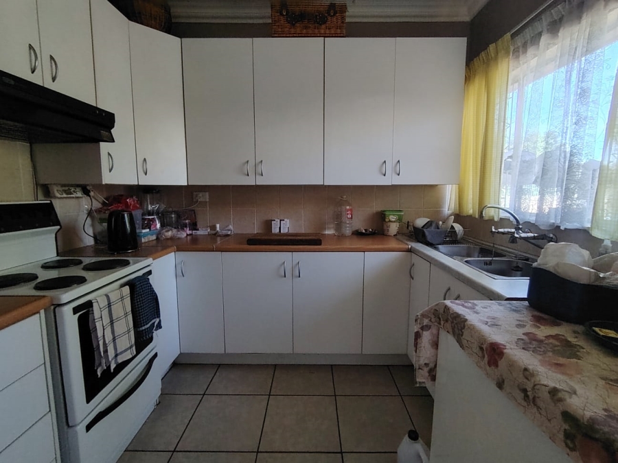 4 Bedroom Property for Sale in Fichardt Park Free State